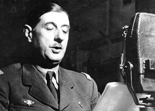 Le Général De Gaulle lance l'appel du 18 juin sur les ondes