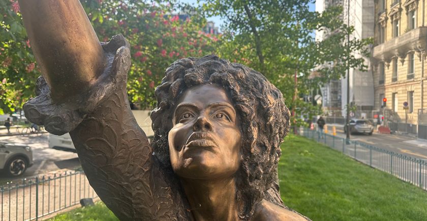 Détail de la statue de Solitude à Paris