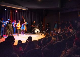 Restitution d'un atelier Oralité par les jeunes ados du centre social et Culturel au théâtre des Malssis